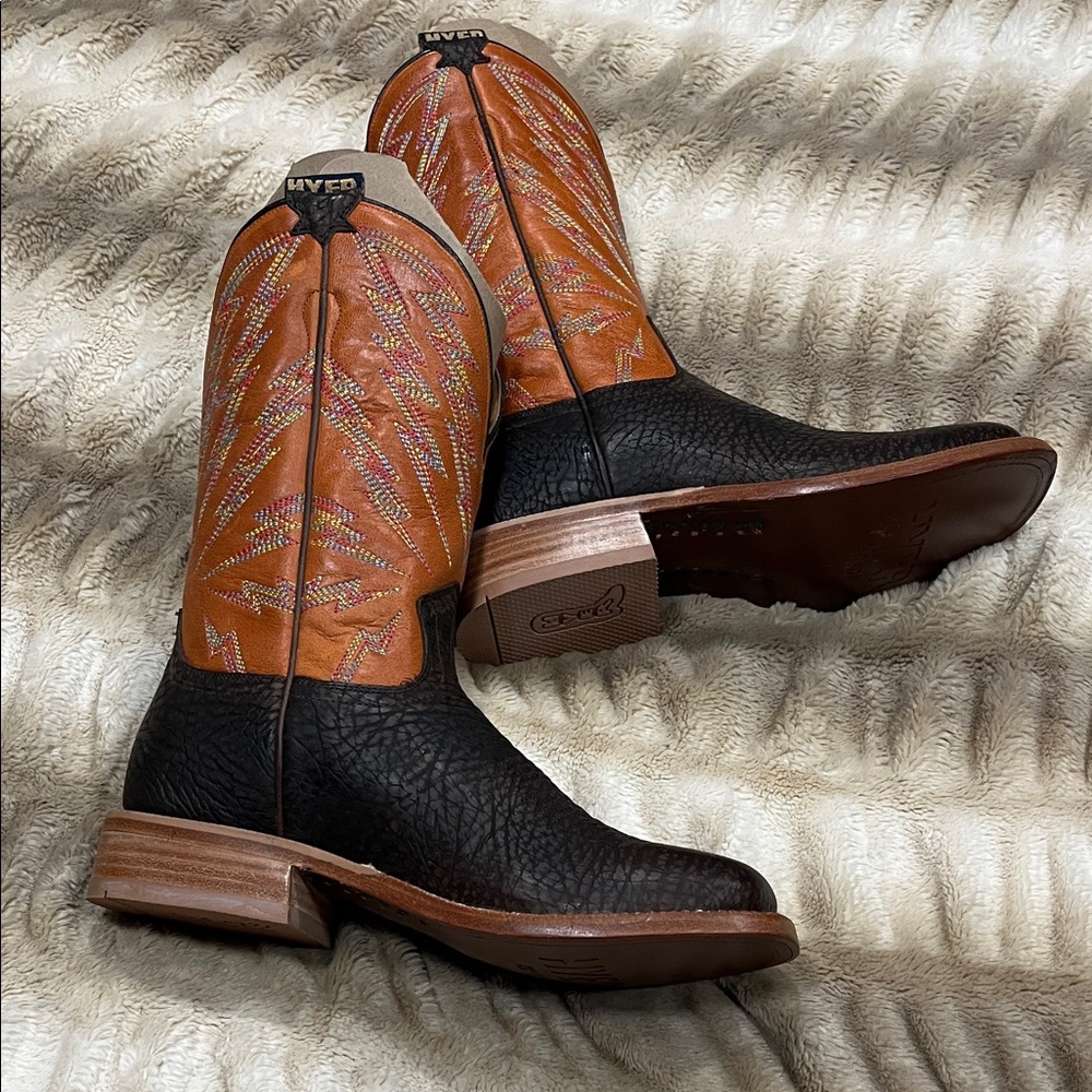 River Men's Western Cowboy Boots - Black and Tan